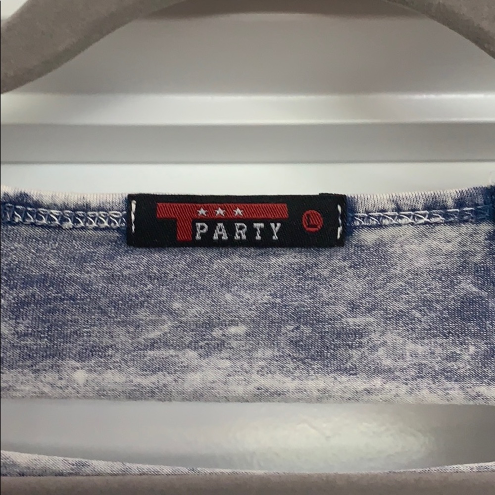 Distressed Washed Blue Tanktop - Picture 2 of 5